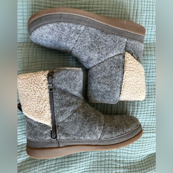 NEW Chaco Women's Revel Tall Fashion Boot, Gray, 8.5 - Picture 3 of 9